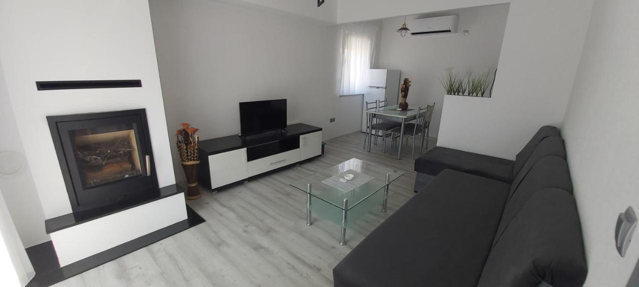 Urban House M & M Βίλα Μόσταρ Εξωτερικό φωτογραφία